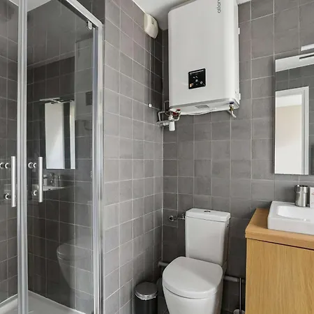 Charming With Cozy Open-plan Living * Boulogne-Billancourt